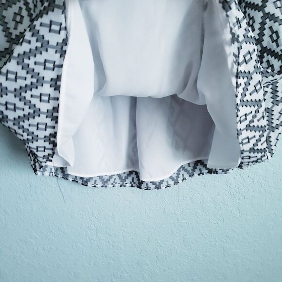 Ryegrass‎ Off The Shoulder Smocked Blouse - Picture 4 of 8